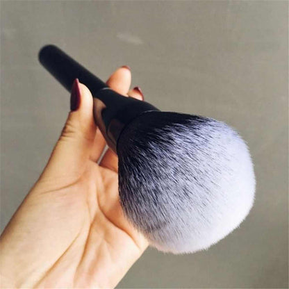 Grand pinceau à poudre de maquillage